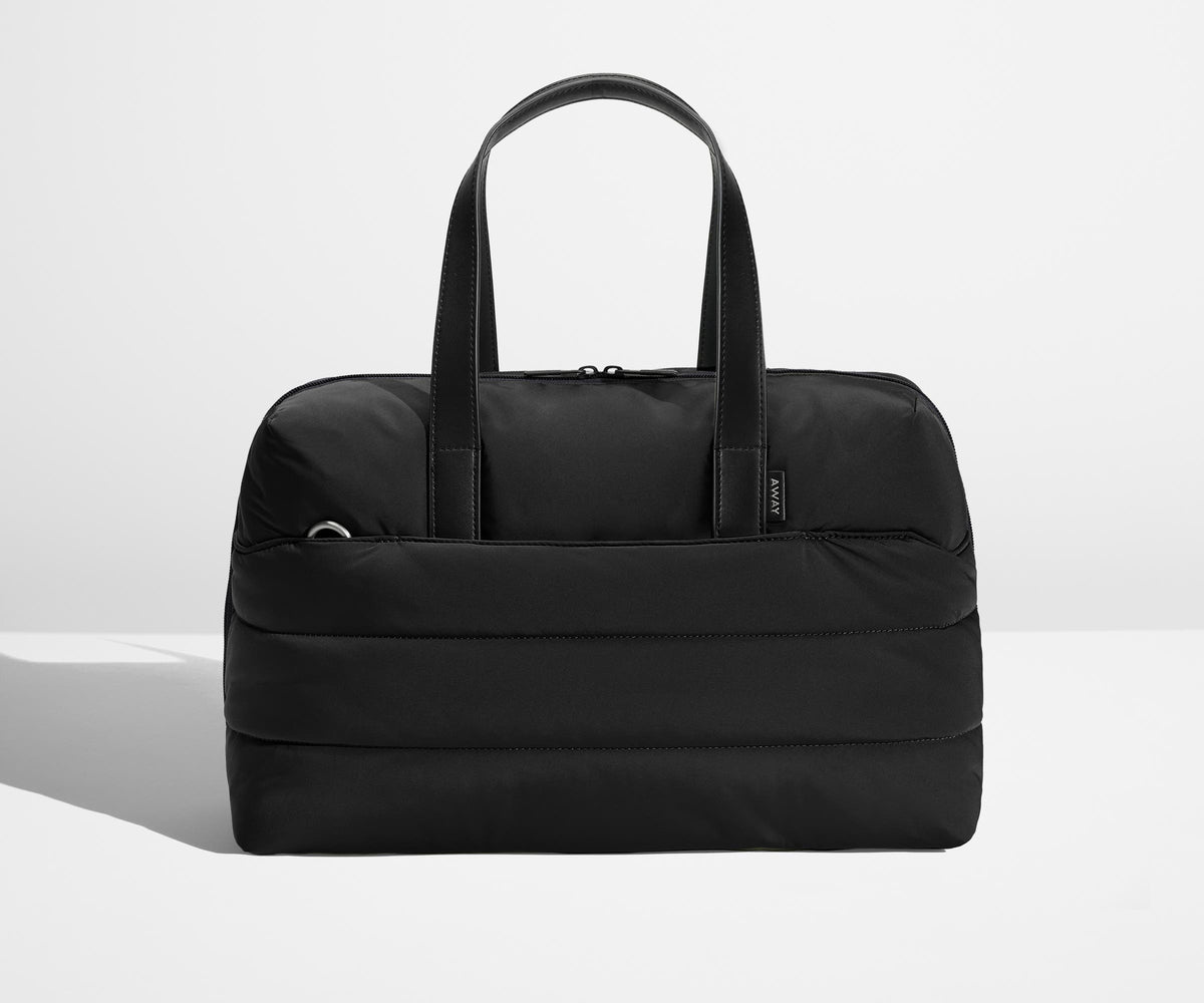 Front view of the Quilted Everywhere Bag