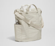 Courtside Tote in Salt White Textured Nylon