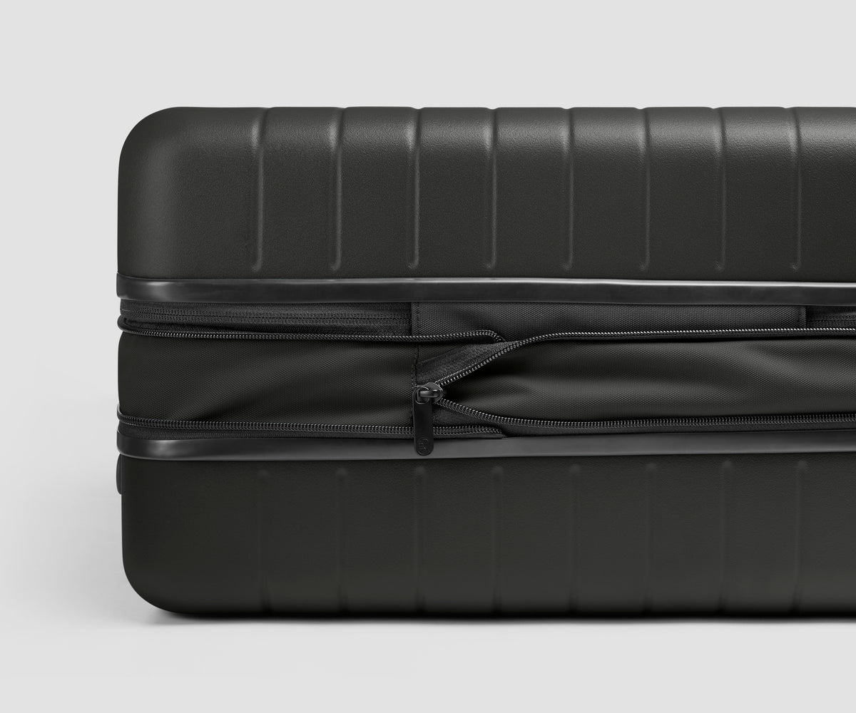 The Bigger Carry-On Flex 3 in Jet Black