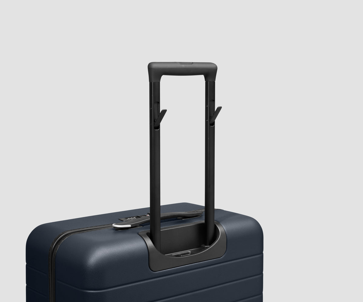 The Medium Flex 3 in Navy Blue