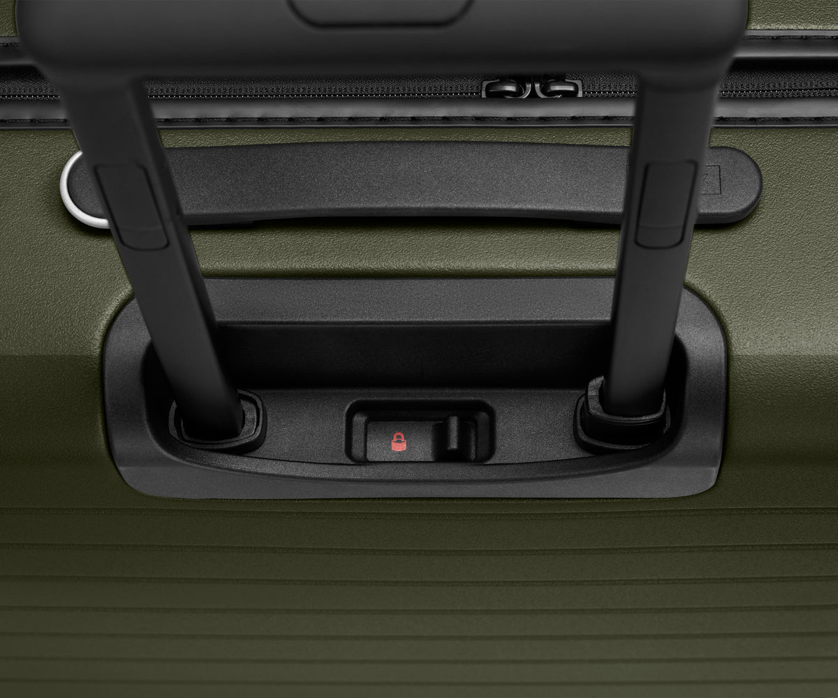 The Medium Flex 3 in Olive Green