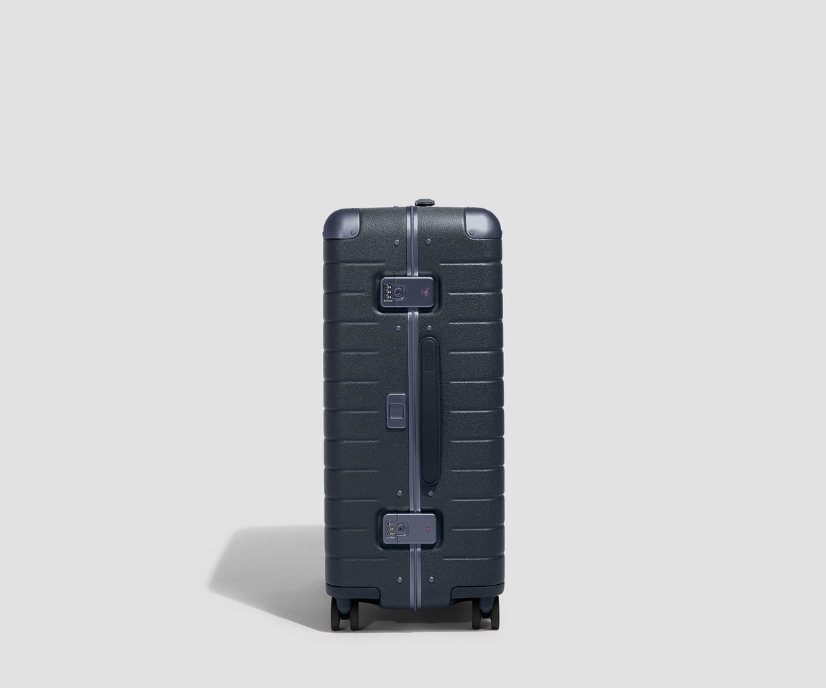 The Aluminum Edge Medium in Atlantic Blue