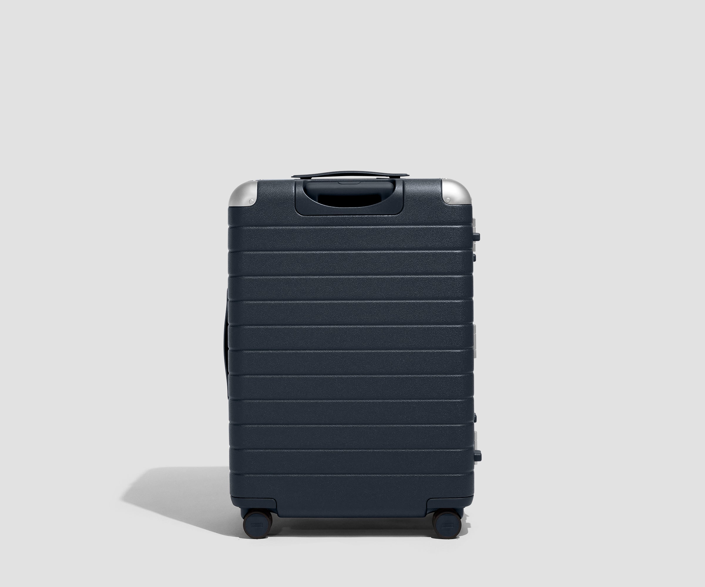 The Aluminum Edge Medium in Navy Blue