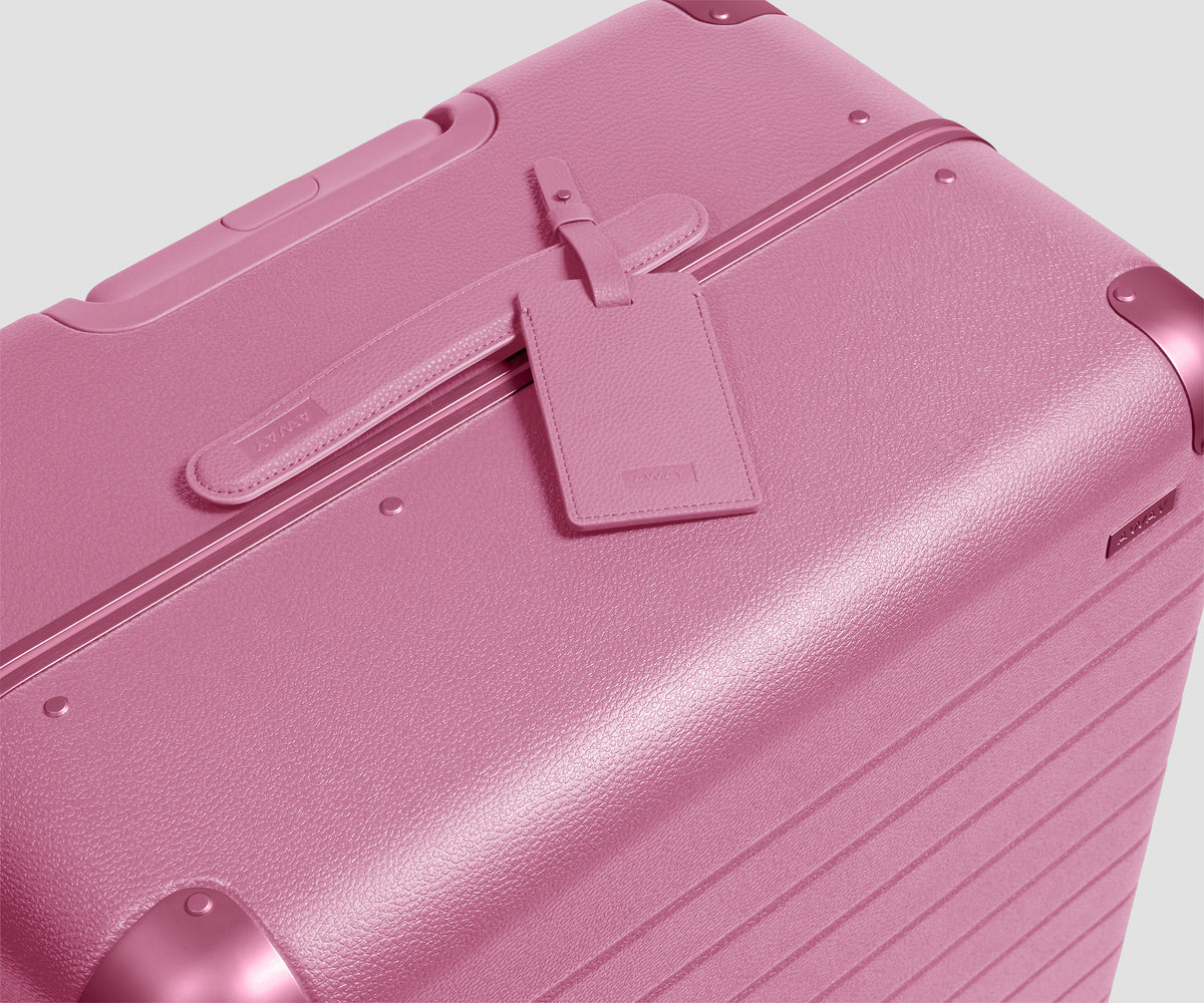The Aluminum Edge Medium in Absolute Pink