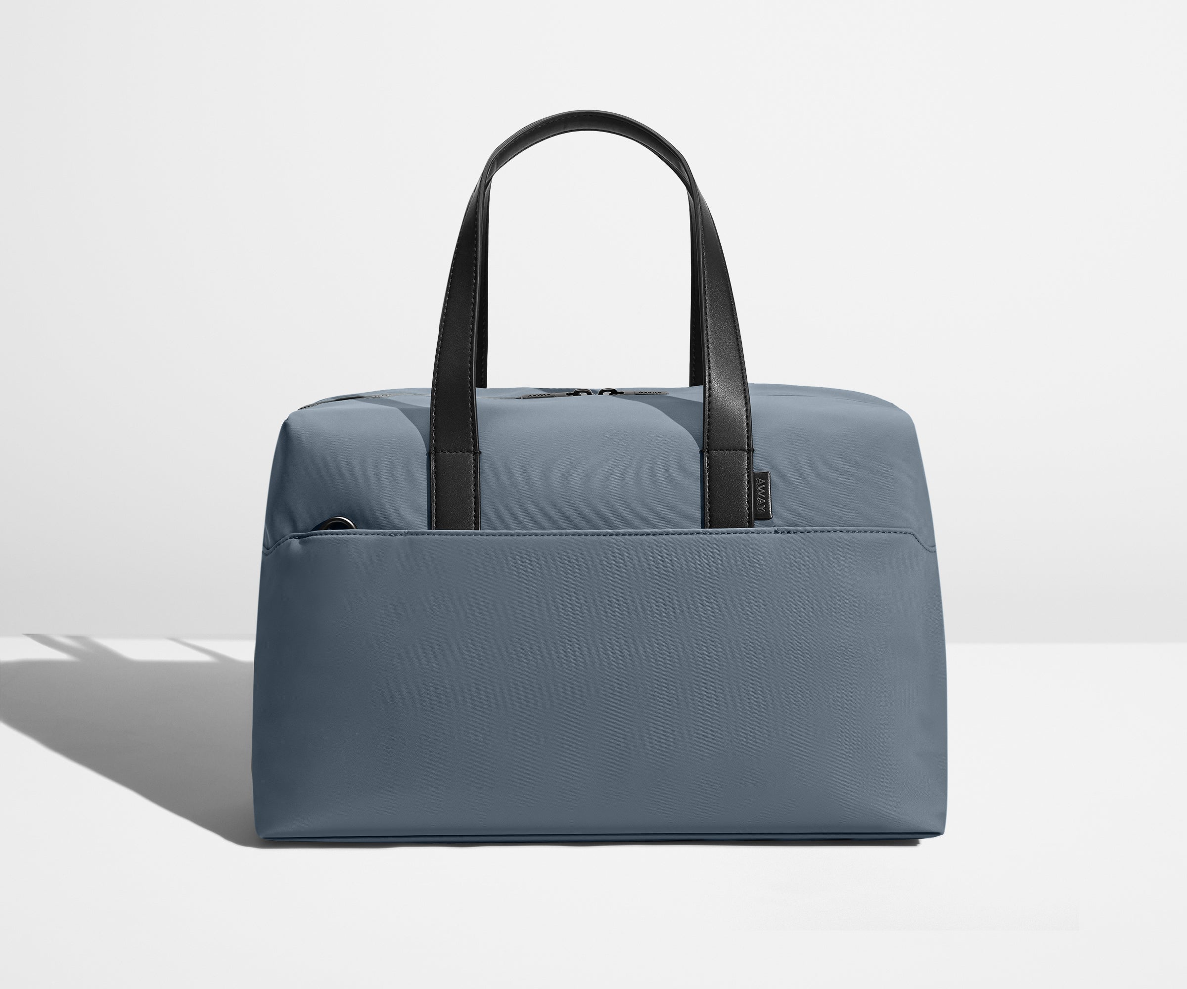 Trolley sleeve on the back of an Everywhere Bag
