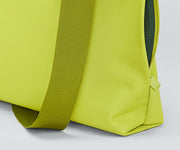 Active Messenger 16L in Atomic Celery