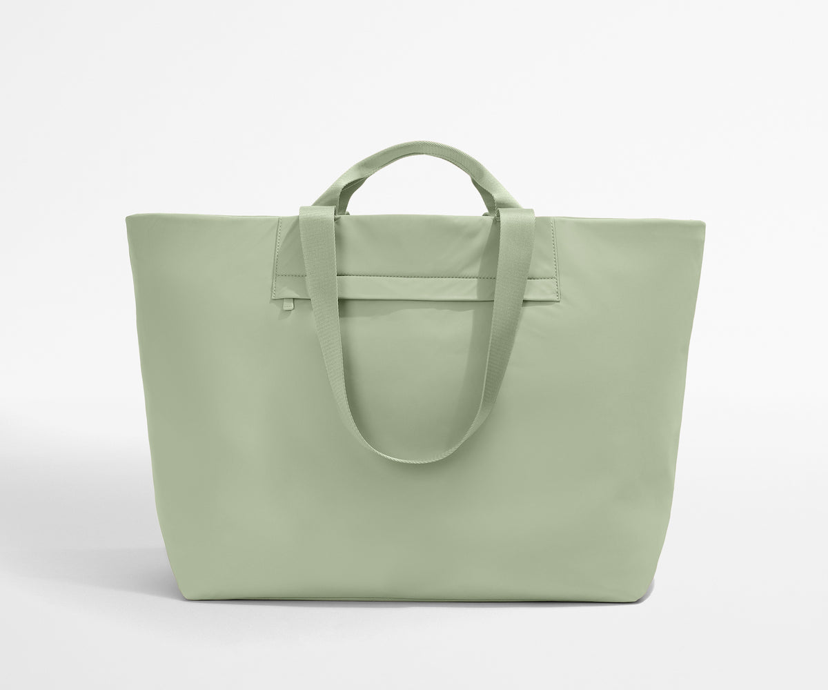 Front view of the Large Featherlight Tote with the handles and shoulder straps