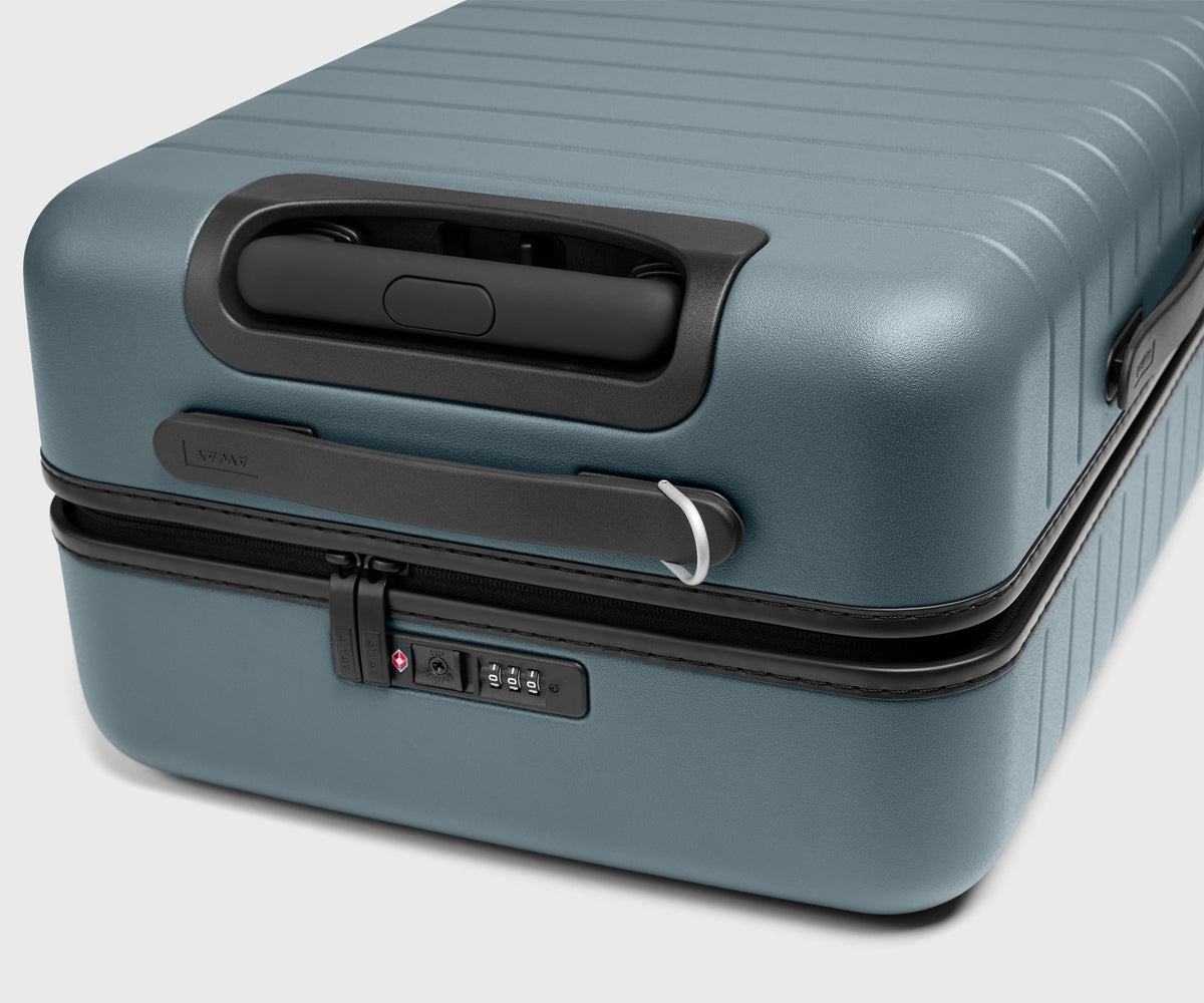 The Bigger Carry-On 3 in Coast Blue