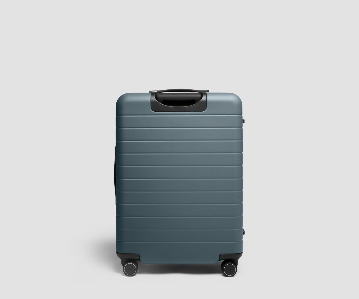 The Medium 3 in Coast Blue