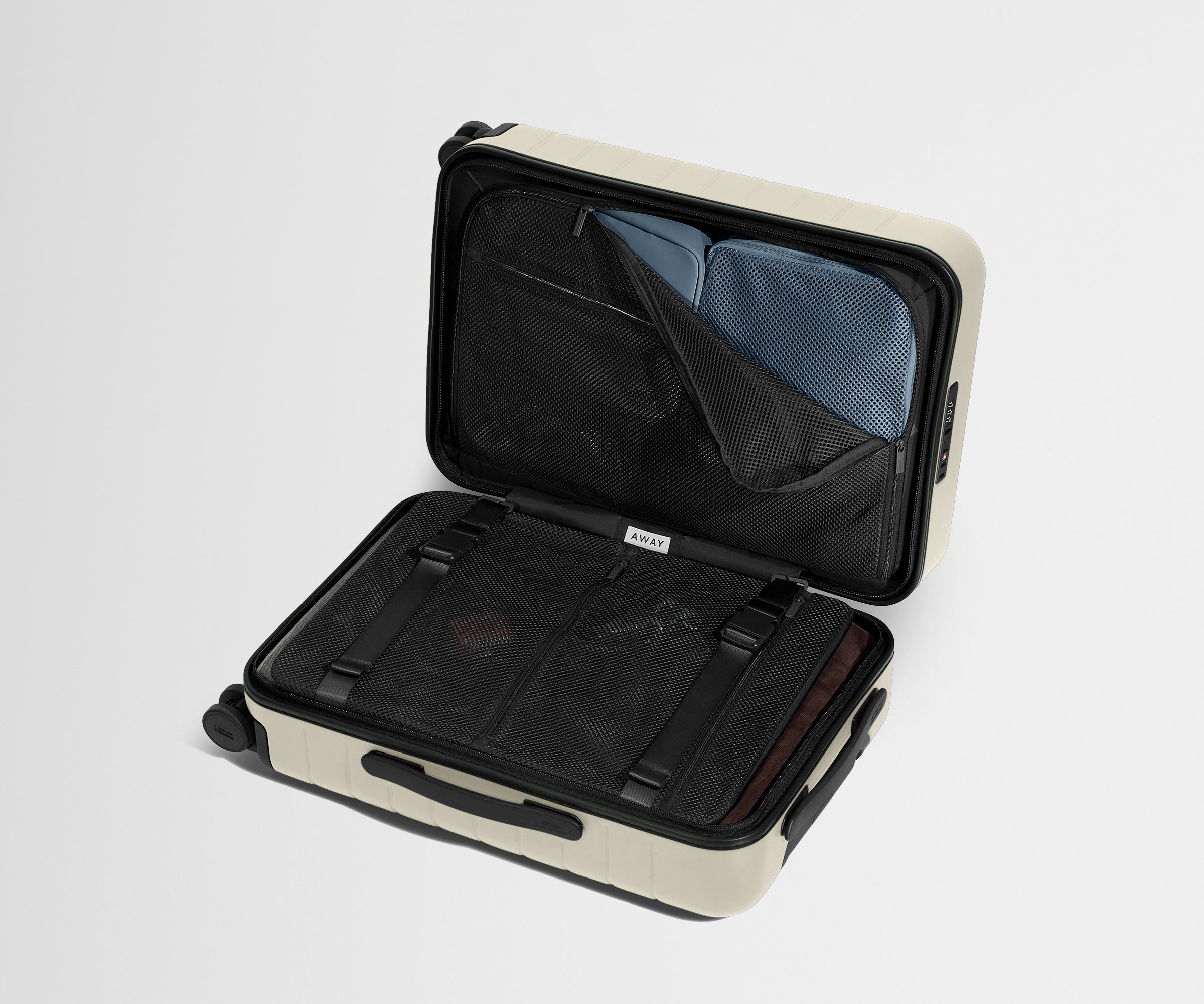 The Carry-On in Salt White