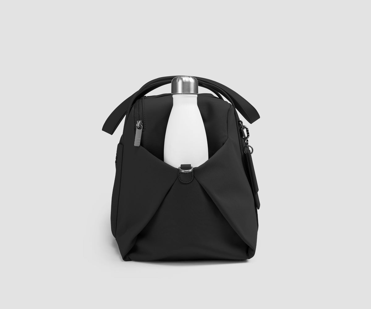 Signature Companion Bag in Jet Black