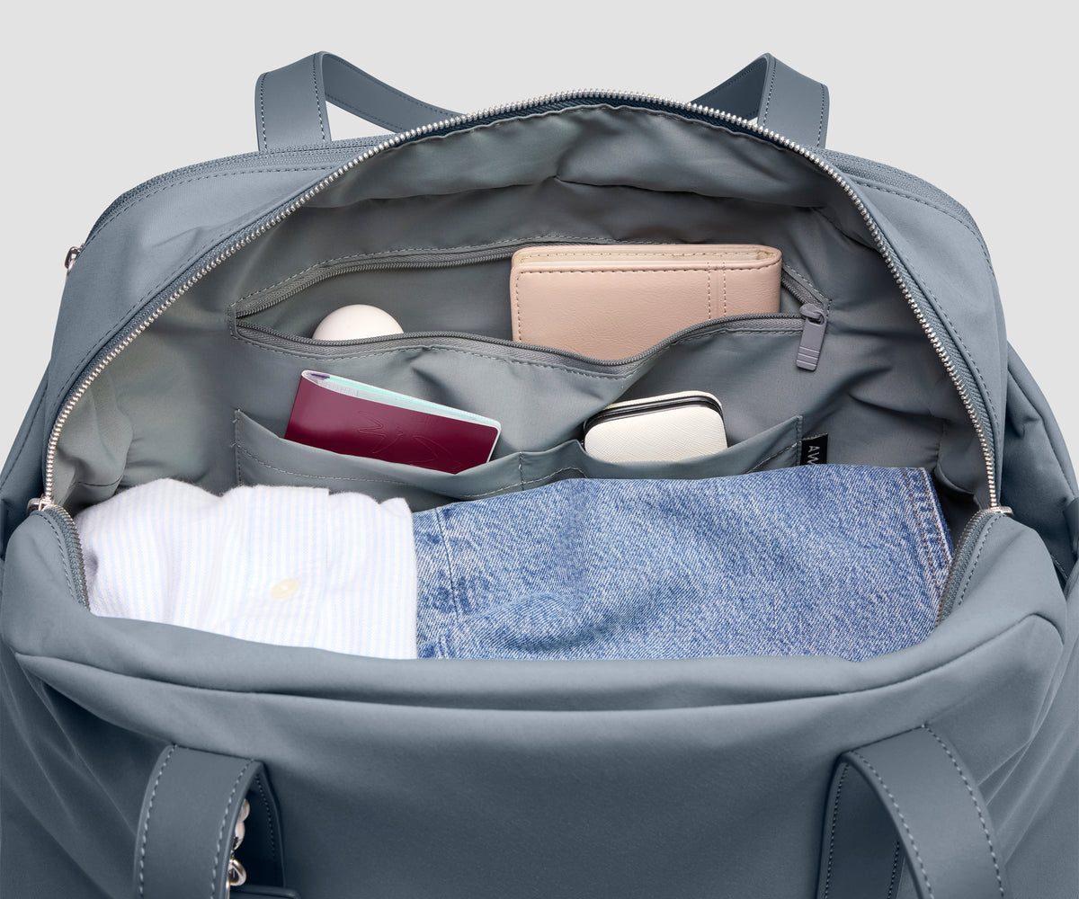 Signature Companion Bag in Coast Blue