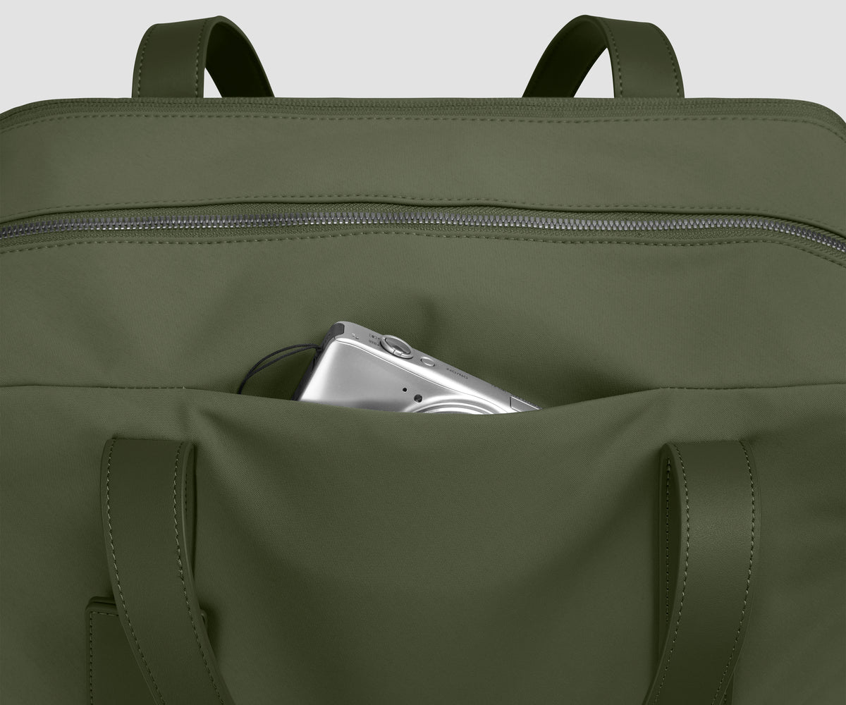 Signature Companion Bag in Olive Green