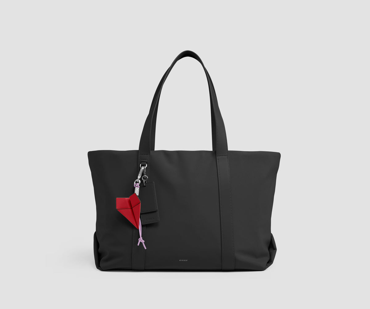 Signature Tote in Jet Black
