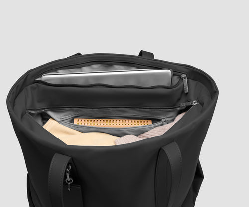 Signature Tote