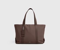 Signature Tote in Chocolate Brown