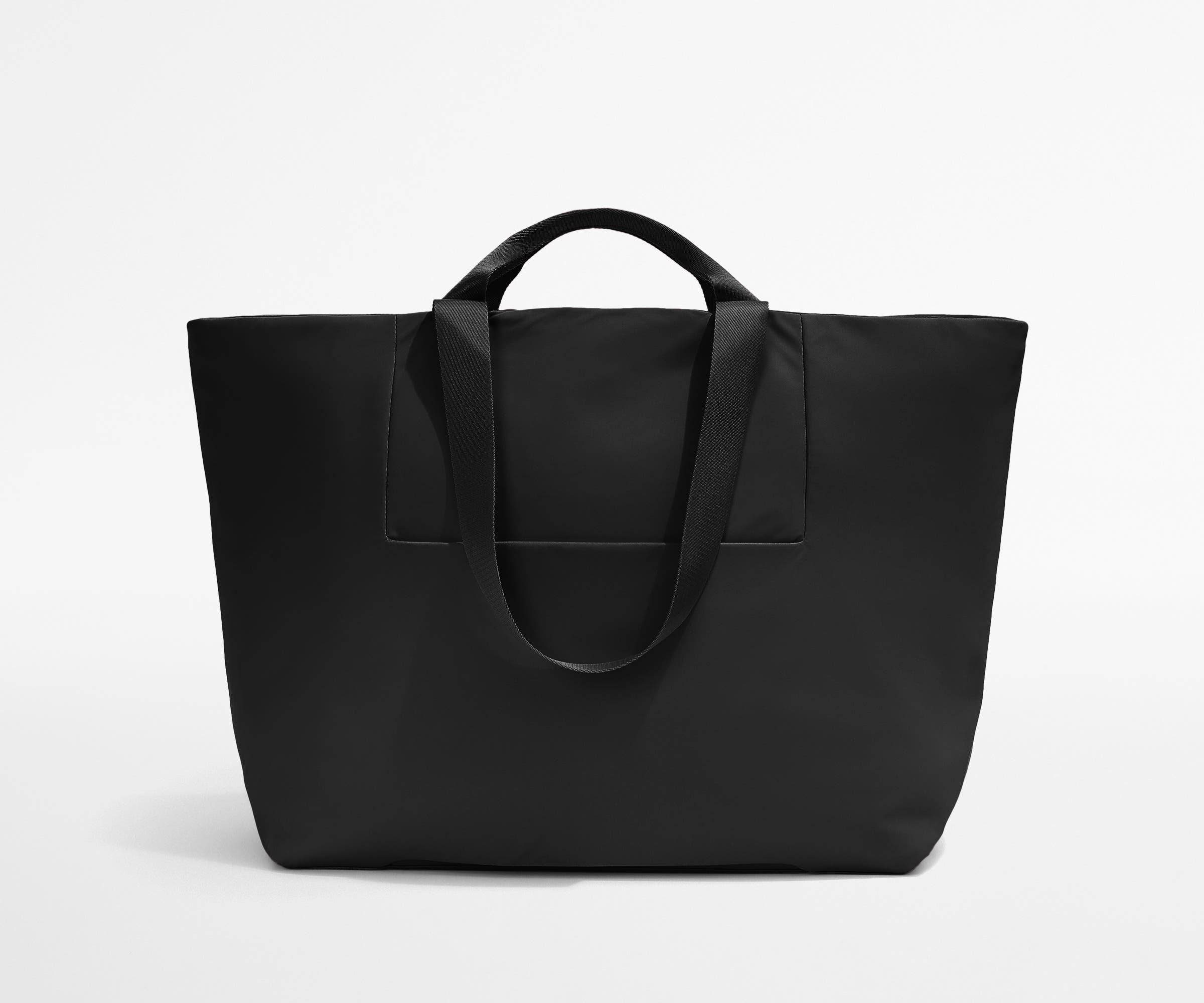 Back view of the Large Featherlight Tote