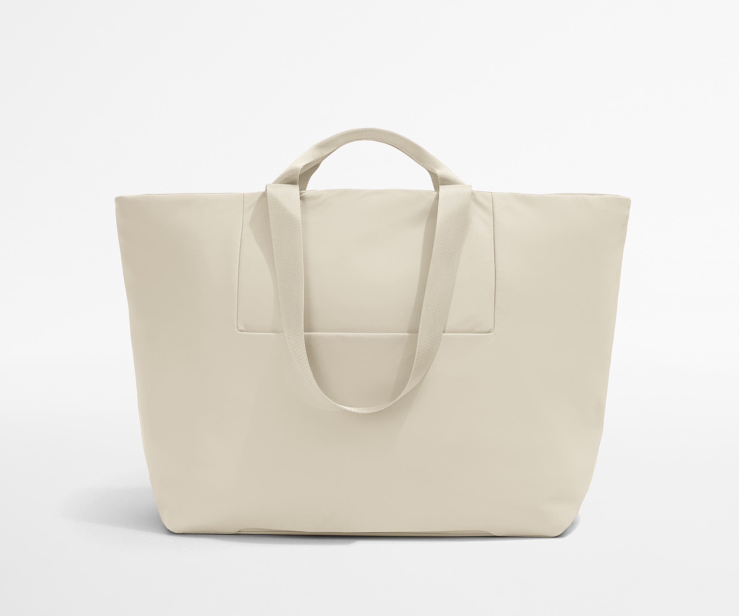 Back view of the Large Featherlight Tote