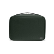 The Hanging Toiletry Bag in Green