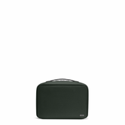 The Hanging Toiletry Bag in Green
