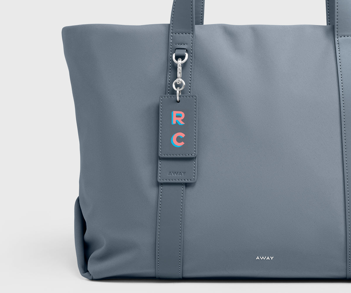 Signature Tote in Coast Blue